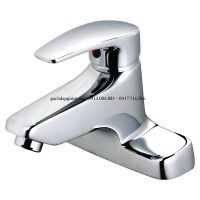 Vòi chậu lavabo Caesar B402CP