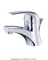 Vòi chậu lavabo nóng lạnh Caesar B310C