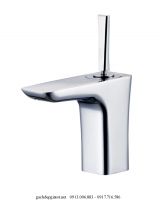 Vòi chậu lavabo nóng lạnh Caesar B420C